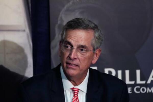 　米南部ジョージア州のラフェンスパーガー州務長官＝２０２４年９月、米中西部ミシガン州（ＡＰ＝共同）