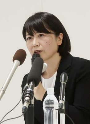 　臨時記者会見に臨む前橋市の小川晶市長＝９月、前橋市