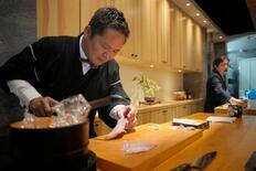 中国、予約の半数がキャンセル