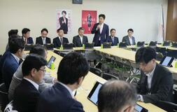 自民、選挙改革方針を一任
