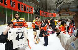 ファン５００人選手と交流