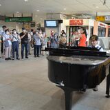 ＪＲ宇都宮駅にストリートピアノ　６月４日まで設置、新ルールも