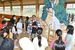 はりか山の構造などを学ぶ烏山小の児童