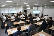 生成AIの活用法など理解深める　下野新聞社がセミナー、県内企業から40人参加
