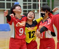 宇中女が56年ぶり頂点　春高バレー栃木県予選決勝　男子は足大付４連覇【動画】