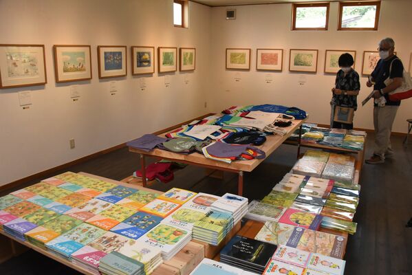 14ひきのシリーズ40周年を記念した企画展