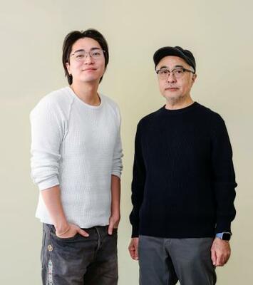 　「クワイエットルームにようこそ　Ｔｈｅ　Ｍｕｓｉｃａｌ」で脚本と演出を手がける松尾スズキ（右）と、出演の松下優也