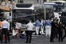 エルサレムで銃撃、６人死亡
