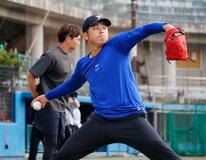 中日・松山、１５５キロを計測