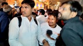 インド爆発、複数の医師関与か