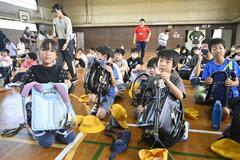 クマよけ鈴で遠足安心