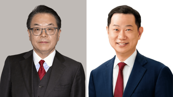 世耕弘成氏（左）と二階伸康氏