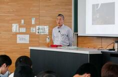 地震被災者支援「冷静な対応を」