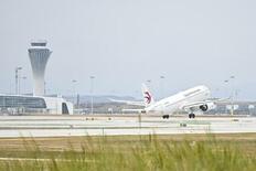 広州白雲空港の第3ターミナルが運用開始、初便はC919が運航