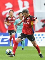 カズ、J公式戦の最年長更新