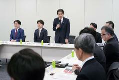 ＳＮＳ課題 与野党議論