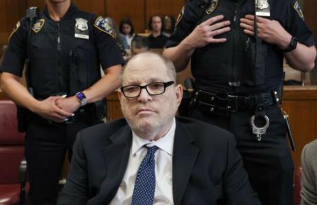 ニューヨークの裁判所に出廷したハーベイ・ワインスタイン受刑者=15日(AP=共同)