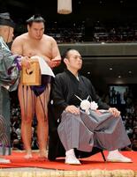 元貴景勝が断髪式「本当に幸せ」