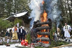 日光山興雲律院で年越大祭