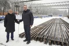 日本製レール供与