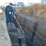 深さ３メートル、東西50メートル以上か　足利の法楽寺跡園池　市教委、1…