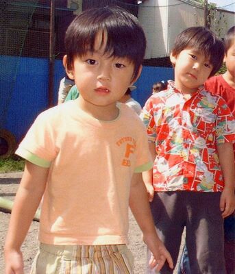 命を落とす前日に撮影された一斗ちゃん（右）、隼人ちゃん兄弟。この写真に多くの人が胸を痛めた＝2004年９月11日撮影