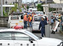 クマ「疲れ切り観念したようだった」　麻酔銃を撃った宇都宮動物園飼育課長…