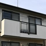 自宅に男性の遺体遺棄した疑い　40代の女逮捕　足利署