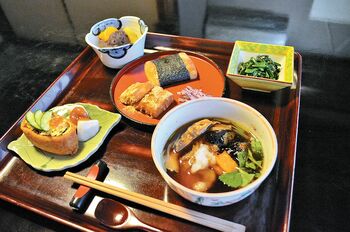 道場宿 おもち茶屋おもち御膳｜馴染店なじみせ｜下野新聞デジタル