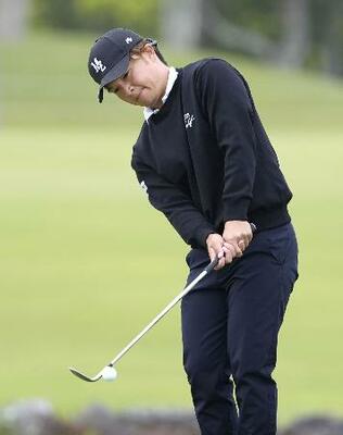 　第２日、通算１３アンダーで首位の香妻陣一朗＝ＭＺ・ＧＣ