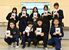 青少年向け広報誌「ときめくる」を手にする編集委員の中高生ら