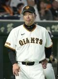 プロ野球巨人の阿部監督が辞任