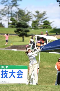 第52回県知事盃ゴルフ・クイーンズの部決勝