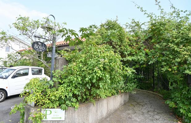 破産手続き開始が決定した「パレット」の下戸祭店＝５日午後、宇都宮市下戸祭２丁目