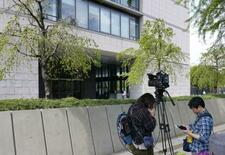 議員会館で刃物所持疑い