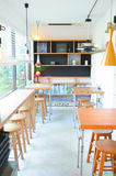 行く　買う　店cafe　ひとりでゆったり
