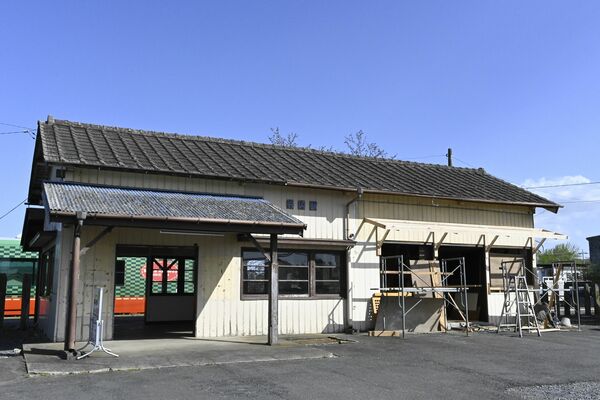 改修工事中の寺内駅