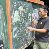 「こくばんくるま」インスタで1500日連続投稿を達成　那珂川　作画現場、発起人に迫る