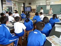 自分新聞の改善点教わる　宇都宮市古里中 