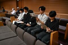 職務の市政反映 議会傍聴で学ぶ