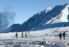 北アルプス立山で初冠雪