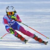 中学女子大回転・渡辺（横川）初の頂点　アルペンスキー栃木県高校・中学総体　男子は小林（中宮祠小中）が２冠