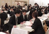 １９年採用に向け就職情報を交換 　 宇都宮、大学などと企業