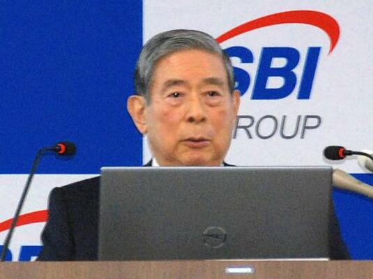 　記者会見するＳＢＩホールディングスの北尾吉孝会長兼社長＝１日午後、東京都港区