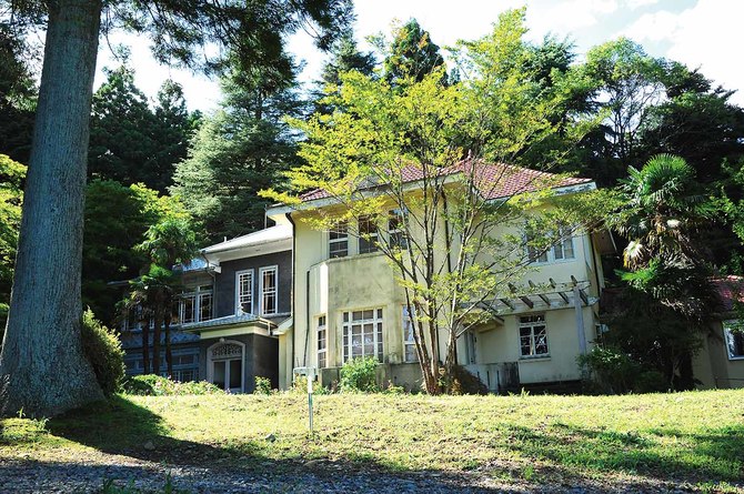 矢板市上伊佐野1022　☎0287-44-2320