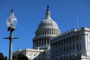 米政府閉鎖、連邦職員の解雇開始
