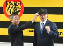 阪神移籍の浜田「2桁打ちたい」