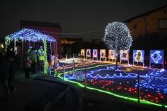 妖怪ランドに手作りの光