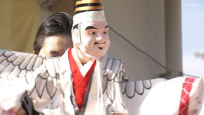 　「誇りうるもの」より。人形をつかう門付けの芸能