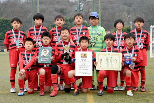 Ｕ－１１大会の部優勝のＪ－ＳＰＯＲＴＳ　ＦＣ